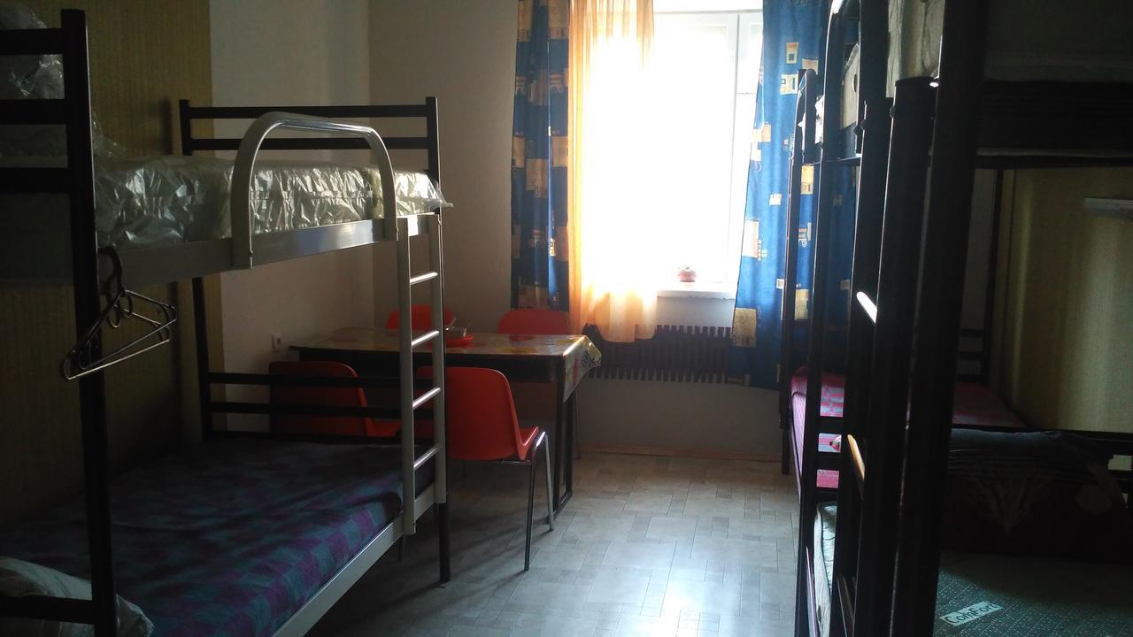 Hostel - Avaliani Street Zaporizhia Exterior foto
