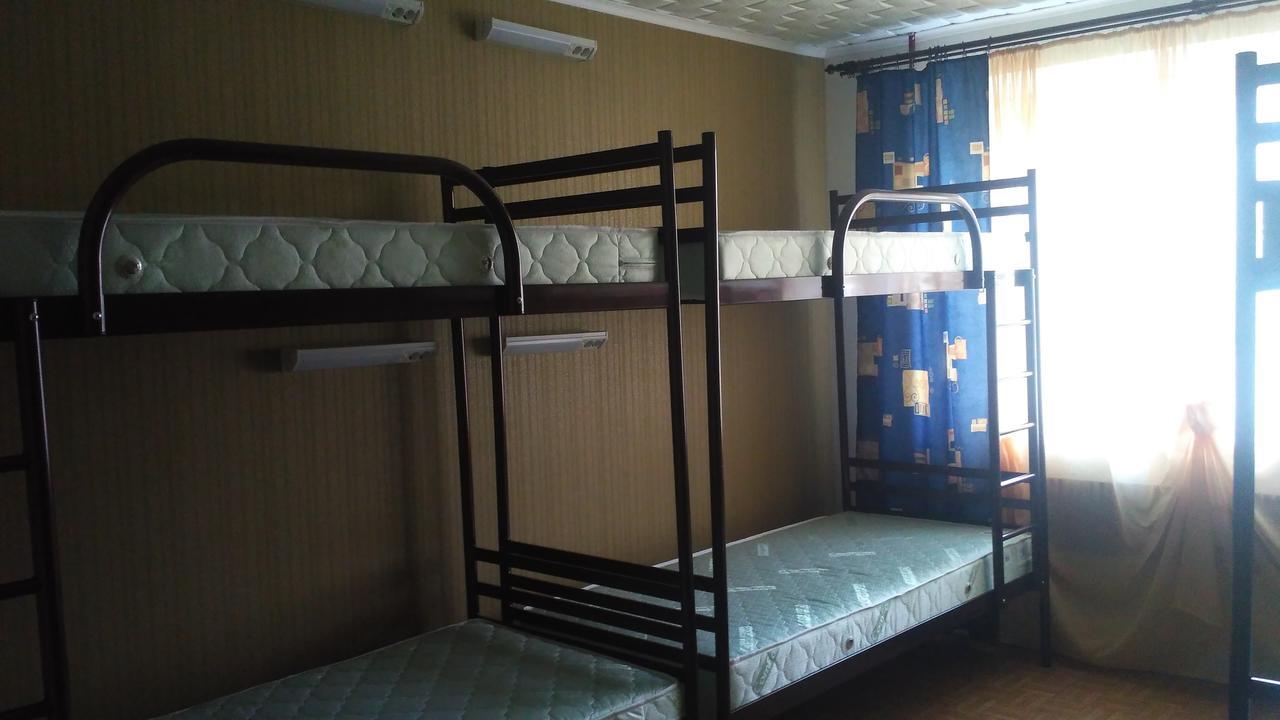 Hostel - Avaliani Street Zaporizhia Exterior foto